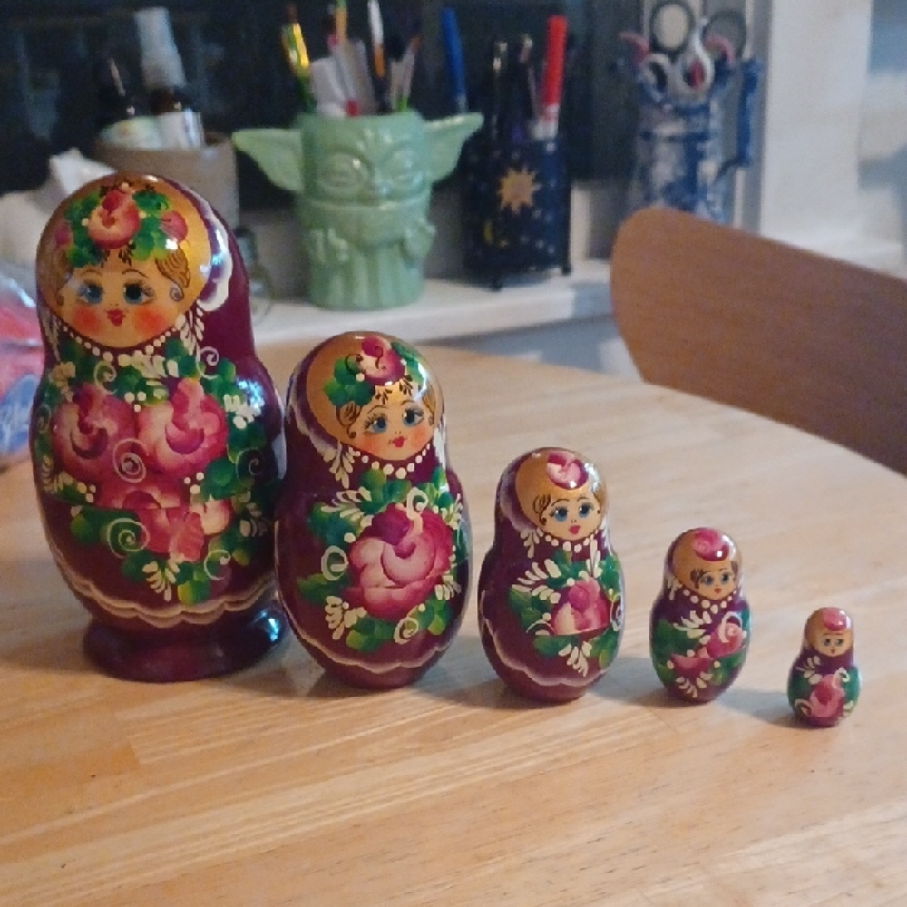 Matryoshka Nesting Dolls